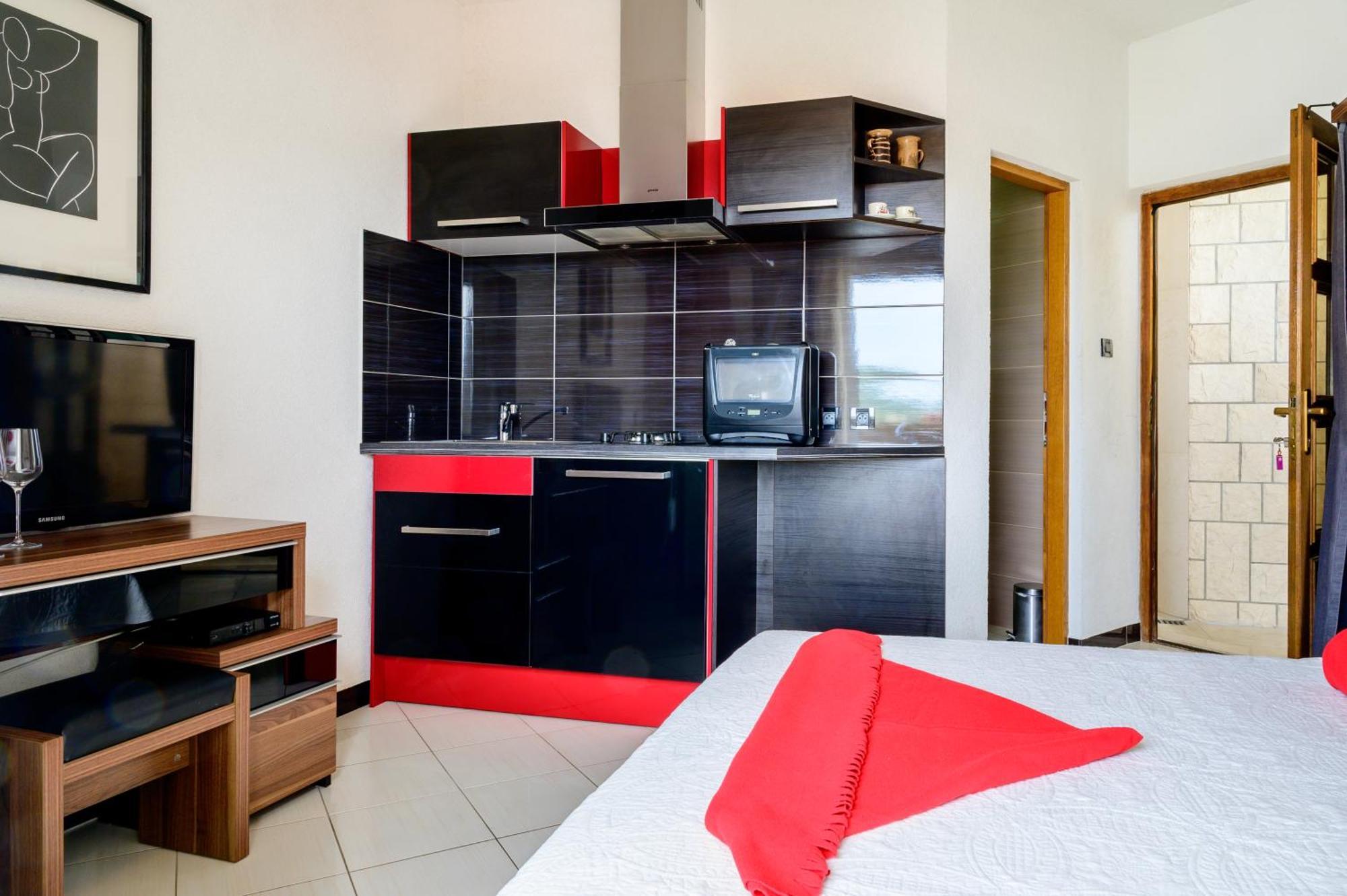 Villa I Karma Tisno Bagian luar foto