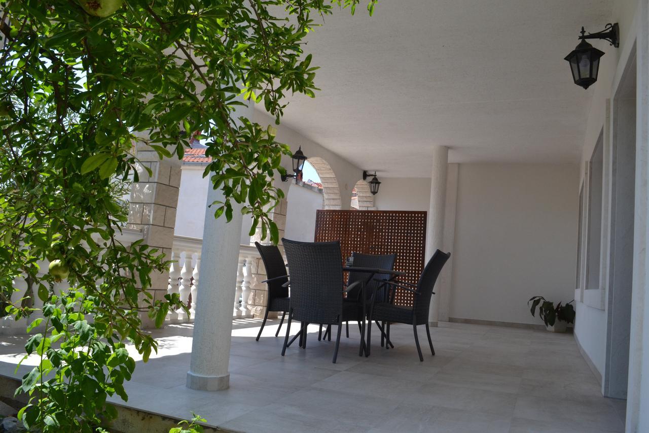 Villa I Karma Tisno Ruang foto